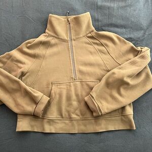 Lululemon women’s green scuba half zip green sweatshirt size M/L